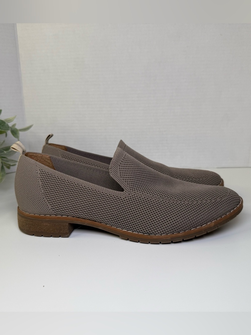 Eurosoft Westly Slip-on Loafers in Mist Grey Women’s Size 9.5M Feminine Boho
